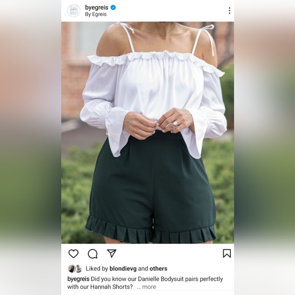 White bodysuit blouse - Picture 3 of 3